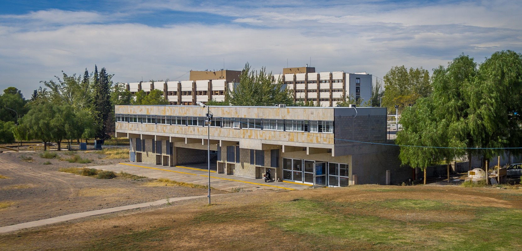 ESCUELA MUSICA UNIV.NAC.DE CUYO